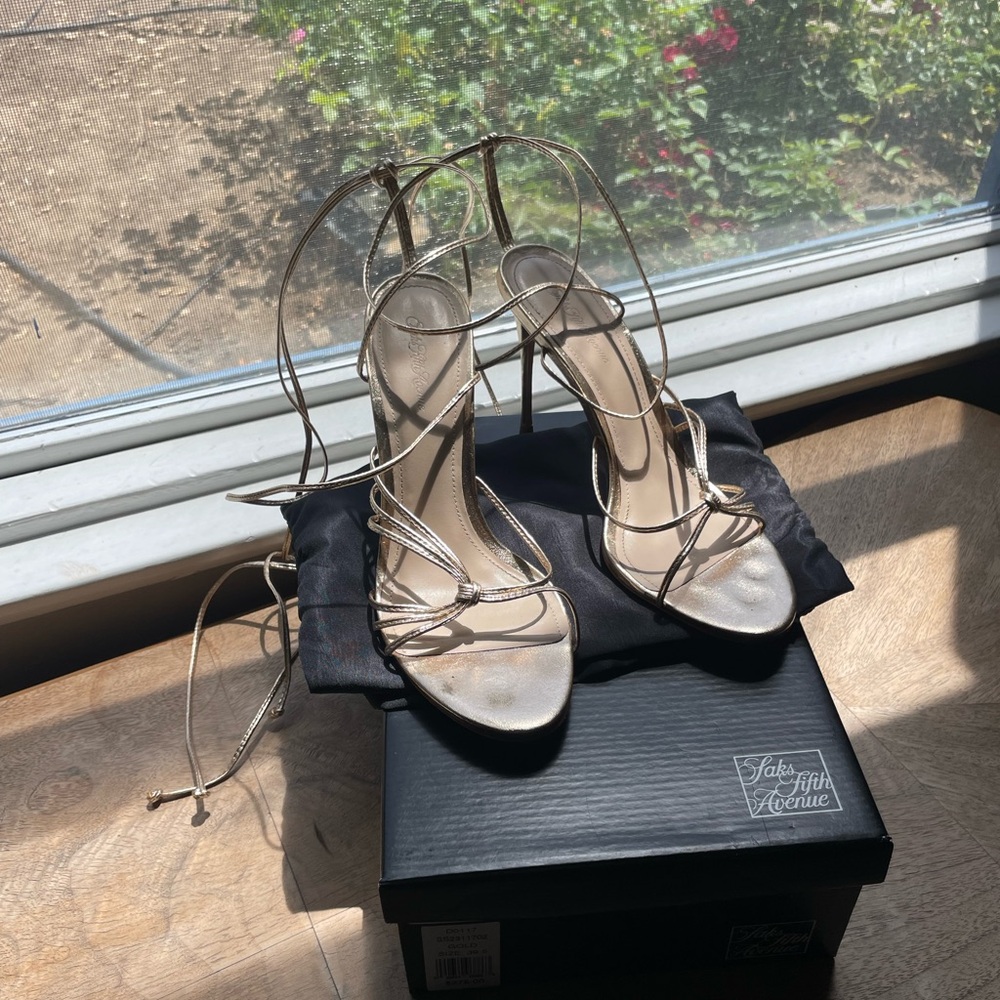 Saks Fifth Avenue Women's Gold Strappy Sandals size 39.5